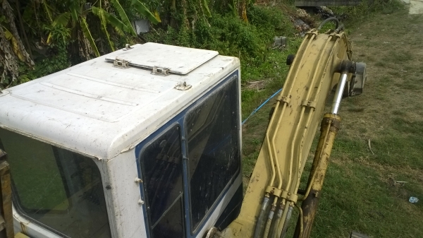 PC120-5 S/N30218 รถสภาพดี ใช้งานอยู่..ช่วงล่างสวย เอวแน่น เครื่อง ปั้ม แรง แน่นๆ รถผู้รับเหมาก่อสร้าง....