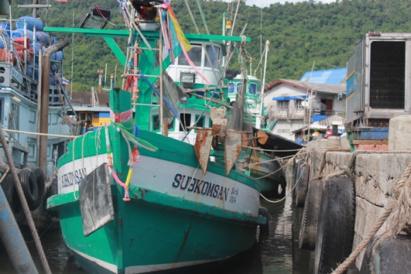 ขายเรือไม้ตะเคียน 9 วา กำลัง 9 ศอก