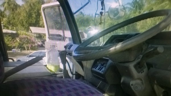 (มัดจำ500000.จากบัง..ยะลา)12ล้อท้ายลาดNISSAN UD CG450WZ...ติดเครน5ตัน รถนอกแท้ เล่มทะเบียนครบ....รถสภาพดี .