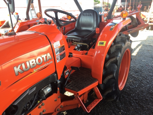 Kubota L3008