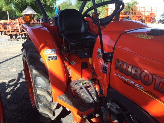 Kubota L3008