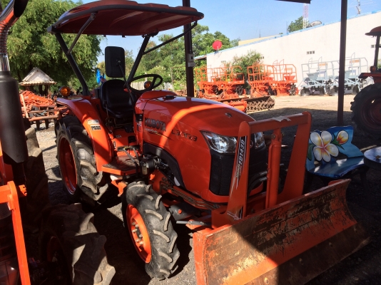 Kubota L3008