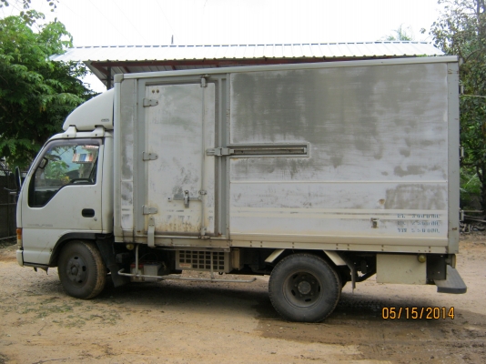 ขาย 6 ล้อ ตู้เย็น