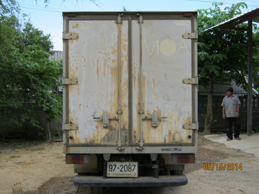 ขาย 6 ล้อ ตู้เย็น