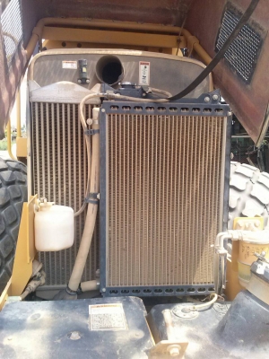 ขายรถบด CATERPILLAR  รุ่น CS533E  สภาพดีมาก