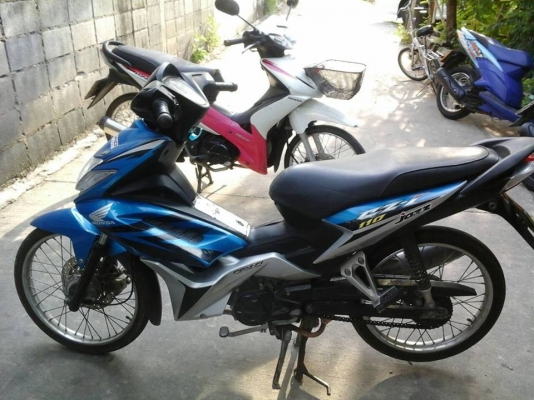 Honda Czi ปี 53 หัวฉีด สีน้ำเงิน เครื่องเดิม แน่นๆ ซื้อแล้วคุ้มแน่นอน มีเล่ม เอกสารครบ