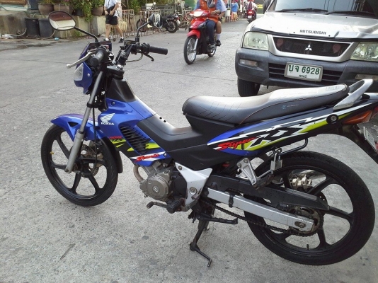 Sonic สีน้ำเงิน ล้อแม็ค เครื่องเดิม แน่นๆ ไม่หลวม ไม่หอน มีเล่ม เอกสารครบ Sonic สีน้ำเงิน ล้อแม็ค เครื่องเดิม แน่นๆ ไม่หลวม ไม่หอน มีเล่ม เอกสารครบ