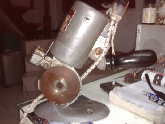 เครื่องตัดผ้า 1000 บาท