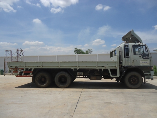 รถบรรทุก 10 ล้อ HINO 2 เพลาพื้นเรียบ