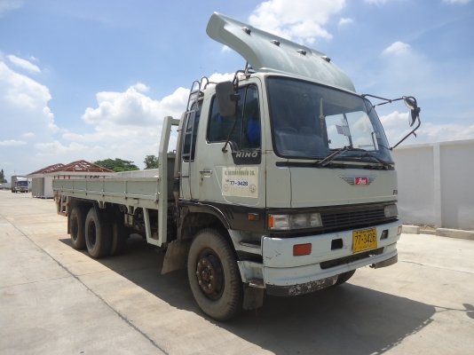 รถบรรทุก 10 ล้อ HINO 2 เพลาพื้นเรียบ