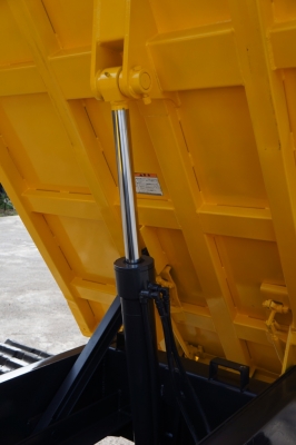 ขายรถดั๊มตีนตะขาบ YANMAR C50R-2  รุ่น 2 เก่านอก