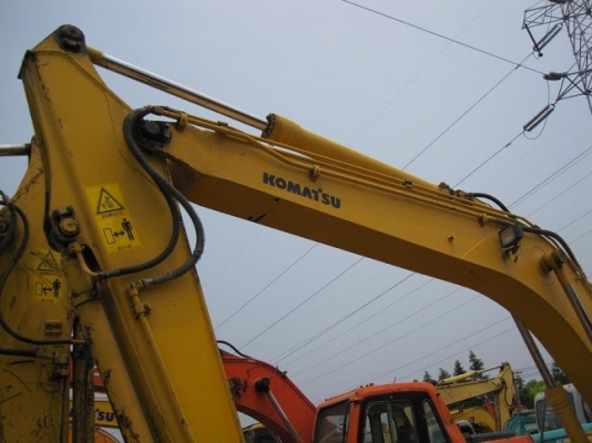 รถแบคโฮมือสอง KOMATSU PC120 สภาพรถเยี่ยม 090-268-2646