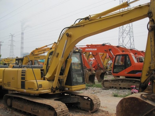 รถแบคโฮมือสอง KOMATSU PC120 สภาพรถเยี่ยม 090-268-2646