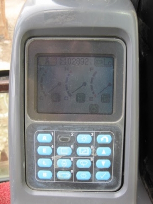 รถแบคโฮมือสอง KOMATSU PC200 สภาพรถเยี่ยม 090-268-2646