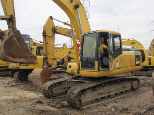 รถแบคโฮมือสอง KOMATSU PC200 สภาพรถเยี่ยม 090-268-2646
