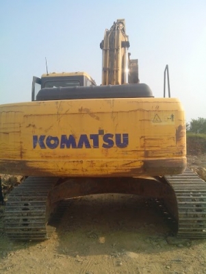 รถแบคโฮมือสอง KOMATSU PC220LC สภาพรถเยี่ยม 090-268-2646