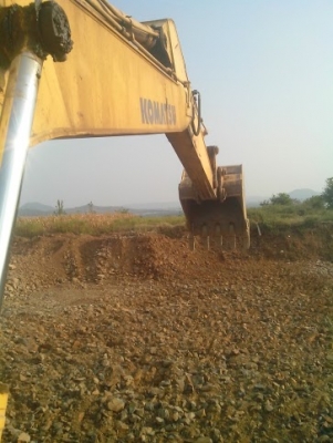 รถแบคโฮมือสอง KOMATSU PC220LC สภาพรถเยี่ยม 090-268-2646