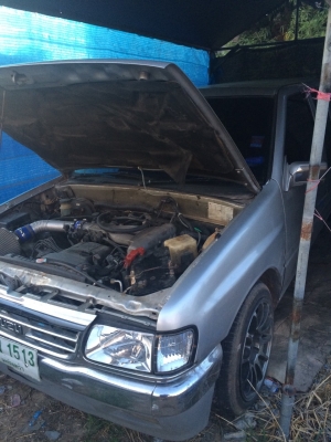 isuzu เครื่อง 1 j ธรรมดา พร้อมชุดแก๊ส