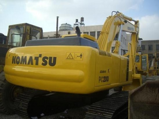 รถแบคโฮมือสอง KOMATSU PC200-6 สภาพรถเยี่ยม 090-268-2646