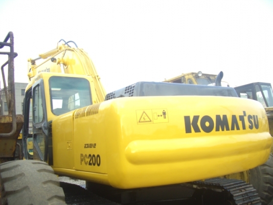 รถแบคโฮมือสอง KOMATSU PC200-6 สภาพรถเยี่ยม 090-268-2646