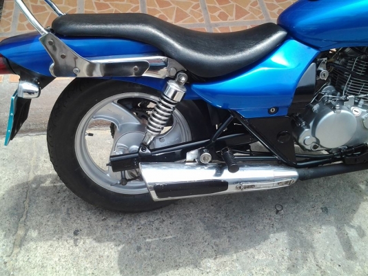 Kawasaki Boss175ขาย สภาพเครื่องฟิตเครื่องแน่นสุดประหยัดน้ำมัน ดูแลรักษาง่าย,เบาะหนัง,สตาร์ทมือ, ดรัมเบรก,ดิสเบรกหน้า แต่งสวย ทำสีใหม่ทั้งคันยางใหม่หน้าหลัง ทะเบียนพึ่งต่อใช้งานได้เลยครับ มีเล่มทะเบียนพร้อมโอนได้เลยครับ โทรมาเลย0876696788 เอครับถูกใจราคาต่