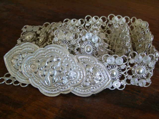 ขายเครื่องเงินเก่า ขายเครื่องเงินเก่า