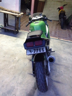 ขาย kawasaki ninja zx4R ปี96 ทะเบียนชุดโอนครบ เครื่องดีวิ่ง170+สบายๆ59,000. รถอยู่สุพรรณครับ.ดูคลิปได้ที่หน้าเฟสผมเลยครับ สนใจสอบถามได้ครับ. 092-6429114. ID LINE: kem88cafe ติดต่อได้24ซม.คุยง่ายๆต่อรองได้ครับ