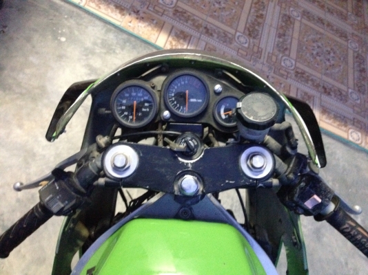 ขาย kawasaki ninja zx4R ปี96 ทะเบียนชุดโอนครบ เครื่องดีวิ่ง170+สบายๆ59,000. รถอยู่สุพรรณครับ.ดูคลิปได้ที่หน้าเฟสผมเลยครับ สนใจสอบถามได้ครับ. 092-6429114. ID LINE: kem88cafe ติดต่อได้24ซม.คุยง่ายๆต่อรองได้ครับ