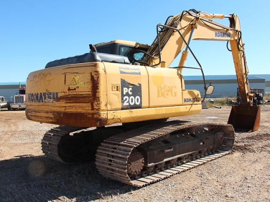 รถแบคโฮมือสอง KOMATSU PC200-7 สภาพรถเยี่ยม 090-268-2646