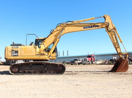 รถแบคโฮมือสอง KOMATSU PC200-7 สภาพรถเยี่ยม 090-268-2646