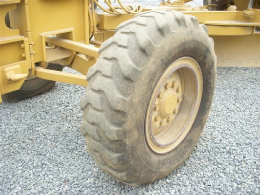 ขายรถเกรด 140G นำเข้าจากอเมริกา สภาพดีพร้อมใช้งานแน่นอน S/N:72V-15752 Year:1993 Hour:1095 สนใจโทรเลยค่ะ 094-5543017 เจี๊ยบ MTS ขายรถเกรด 140G นำเข้าจากอเมริกา สภาพดีพร้อมใช้งานแน่นอน S/N:72V-15752 Year:1993 Hour:1095 สนใจโทรเลยค่ะ 094-5543017 เจี๊ยบ MTS