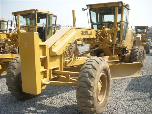 ขายรถเกรด 140G นำเข้าจากอเมริกา สภาพดีพร้อมใช้งานแน่นอน S/N:72V-15752  Year:1993  Hour:1095  สนใจโทรเลยค่ะ  094-5543017  เจี๊ยบ MTS