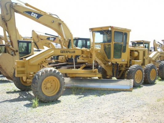 ขายรถเกรด 140G นำเข้าจากอเมริกา ทำสีสภาพพร้อมใช้งาน S/N :72V-15019  Year:1992  Hour:1xxxx  รถจอดที่รังสิตพร้อมตรวจสภาพค่ะ  สนใจติดต่อสอบถามรายละเอียดเพิ่มเติมได้ที่เบอร์ 094-5543017  เจี๊ยบ MTS ค่ะ