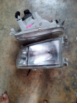 ไฟหน้าไฮเอส