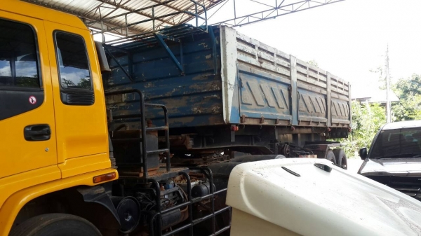 ISUZU DECA 270 หัวลากดั้มสามมิตร ยาว 8.5 เมตร งวด 49300 เหลือ 34งวด ผ่อนต่อเลย ISUZU DECA 270 หัวลากดั้มสามมิตร ยาว 8.5 เมตร งวด 49300 เหลือ 34งวด ผ่อนต่อเลย