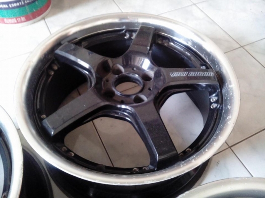 ขายเเม๊ก 4 รู 100 ขอบ 17 กว้าง 7.5 สภาพสวยครับ เดิมๆ