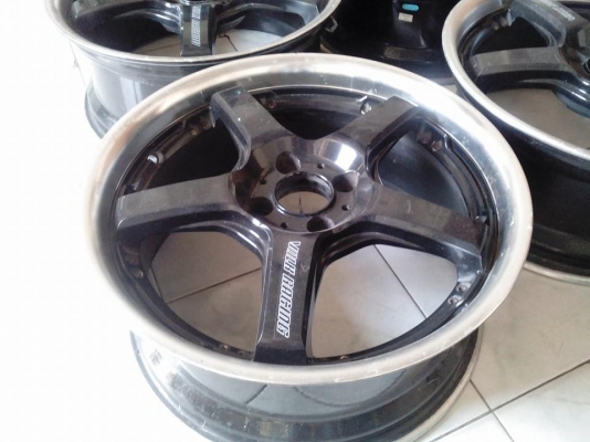 ขายเเม๊ก 4 รู 100 ขอบ 17 กว้าง 7.5 สภาพสวยครับ เดิมๆ