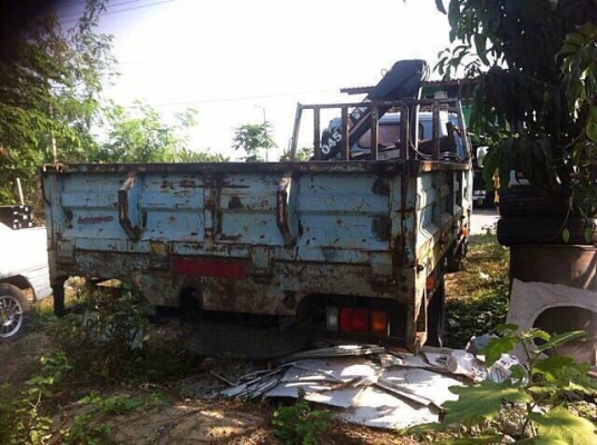 ขายรถบรรทุก6ล้อติดเครน3ตัน ISUZU NPR 120แรงม้า ปี2538 C/N NPR66PX5S-7xxxxxx E/N 4HF1-2xxxxx รถห้าง ทะเบียนไม่ขาด