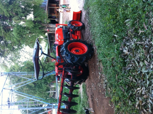 ขายรถไถkubota L4508 พร้อมอุปกรณ์2ชิ้น ดันหน้า ผาน6ใบ24 ตราช้าง พร้อมเล่มทะเบียน