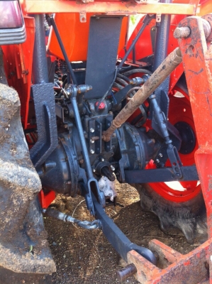 ขายรถไถkubota L4508 พร้อมอุปกรณ์2ชิ้น ดันหน้า ผาน6ใบ24 ตราช้าง พร้อมเล่มทะเบียน