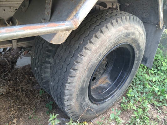 ขายรถบรรทุก6ล้อติดเครน3ตัน ISUZU NPR 120แรงม้า ปี2538 C/N NPR66PX5S-7xxxxxx E/N 4HF1-2xxxxx รถห้าง ทะเบียนไม่ขาด