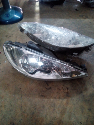 ไฟหน้าเปอร์โย405 406