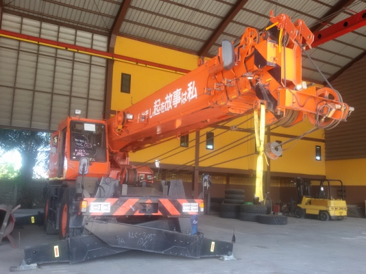 รถเครน25ตันนำเข้าจากญี่ปุ่น /สดและจัดไฟแนนท์