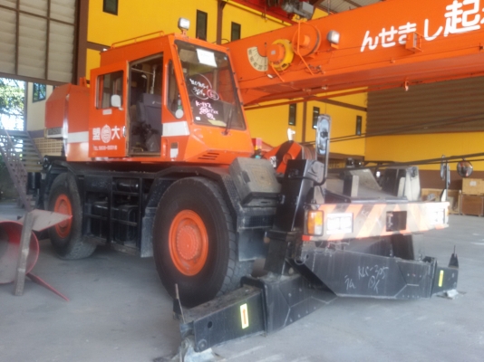 รถเครน25ตันนำเข้าจากญี่ปุ่น /สดและจัดไฟแนนท์