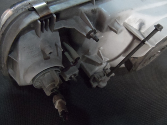 ขาย ไฟหน้า Suzuki Vitara