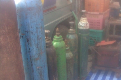 ถังลมถังออกซิเจนสภาพพร้อมใช้งานครับถังขนาดกลางครับวาลดีครับราคานี้คุ้มมากครับ ถังลมถังออกซิเจนสภาพพร้อมใช้งานครับถังขนาดกลางครับวาลดีครับราคานี้คุ้มมากครับ