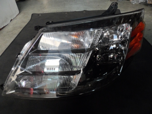 ขาย ไฟหน้า โคมดำ ซีนอน xenon Toyota  Alphard