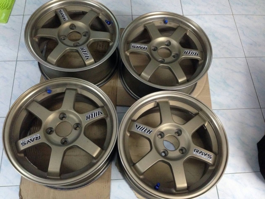 ล้อ TE37 15&times;7 ออฟ38 มือสอง งานเนียนๆ ไม่มีรอย ไม่มีซ่อม จัดไป 8,800 บาท