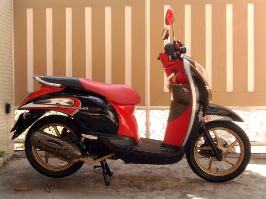 ขออนุญาติขาย HONDA Scoopy-i 110 มือเดียว ล้อแม็ก โอนให้ฟรีครับ