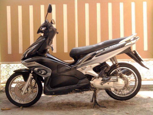 ขออนุญาติขาย Honda Airblade 110 สภาพสวยมาก โอนให้ฟรี